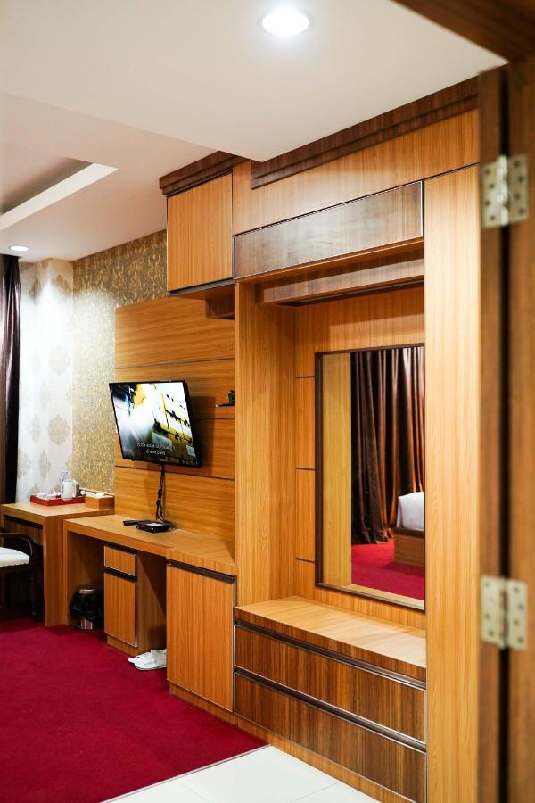 Grand Buana Lestari Hotel 파당 외부 사진