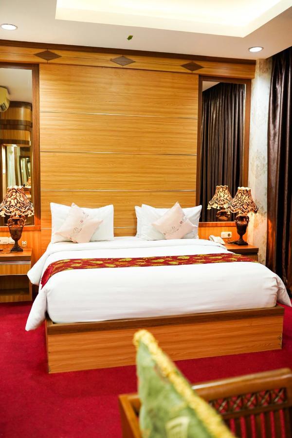 Grand Buana Lestari Hotel 파당 외부 사진