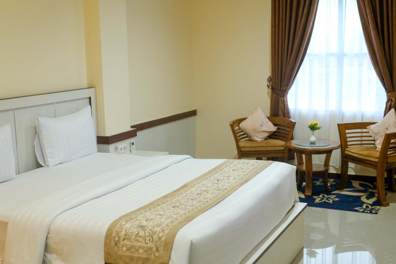 Grand Buana Lestari Hotel 파당 외부 사진