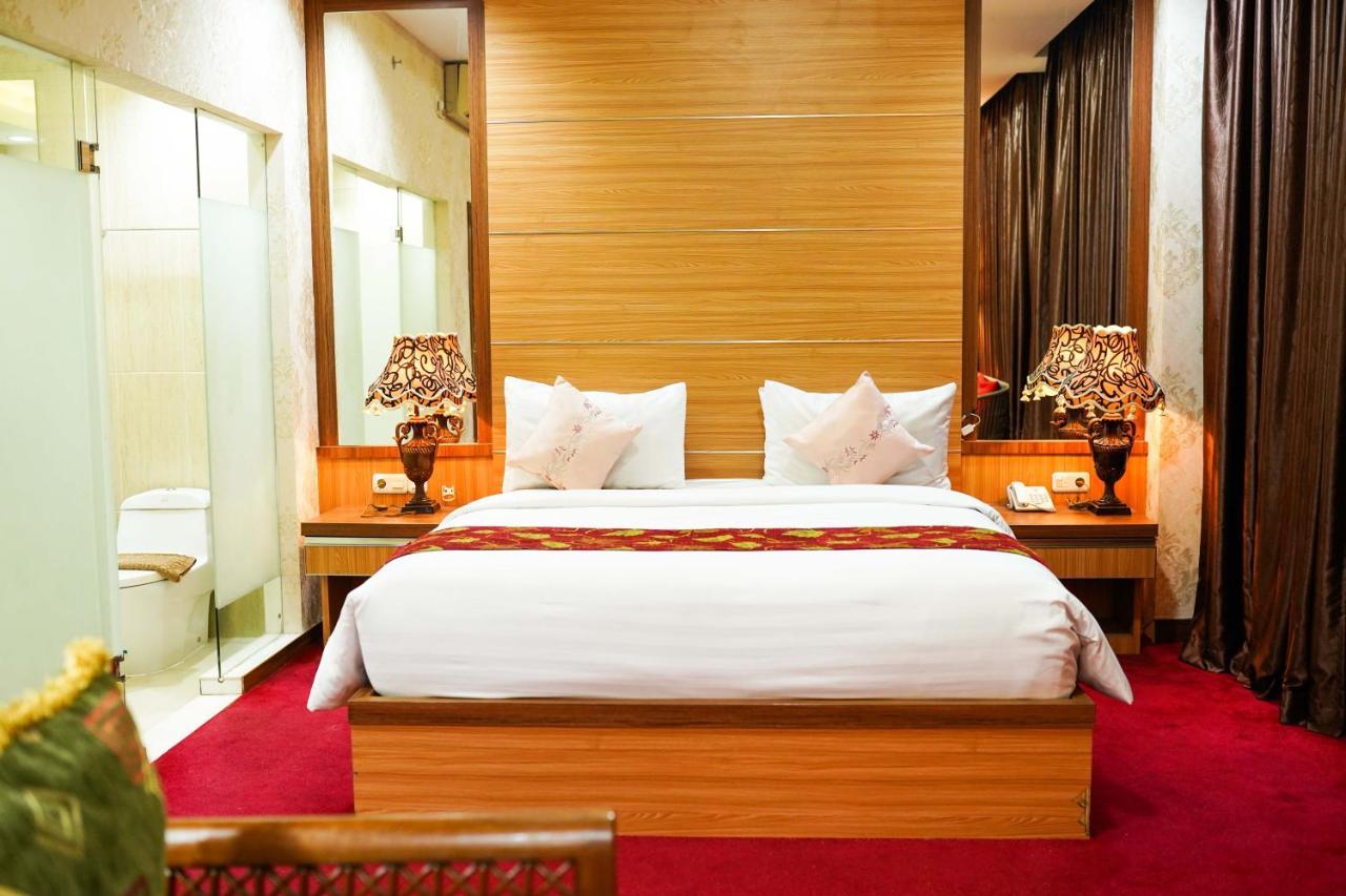 Grand Buana Lestari Hotel 파당 외부 사진
